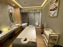 -香港倾城国际·美容美体中心