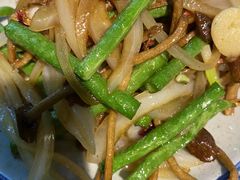 -张氏宽窄巷成都菜(澳德乐店)