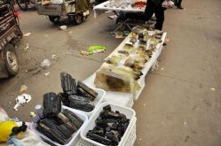 原石区-东海水晶大集