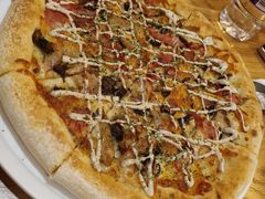 -城市大道红炉披萨烘焙坊