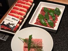 -三出山火锅(南京万象天地店)