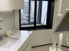 -登特口腔医院(鼓楼东街口店)