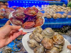 -四囍码头海鲜烧烤自助火锅(外滩南京东路悦荟广场店)