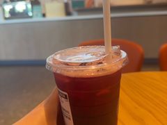-星巴克臻选(呼和浩特维多利摩尔城店)