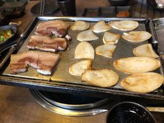 -香猪坊韩国烤肉专属门店(魏公村店)