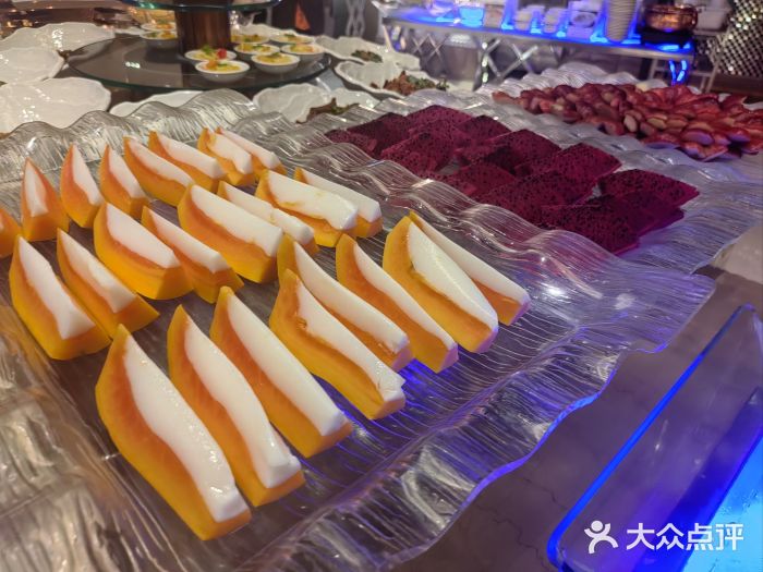 荣誉国际酒店-云顶旋转餐厅图片