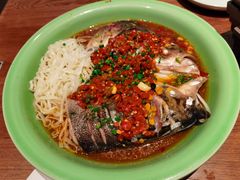 80版剁椒鱼头-弄堂里·寻味杭州(湖滨银泰in77C区店)