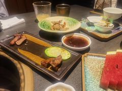 -铭牛烧肉·和牛海鲜自助(高新月牙湖店)