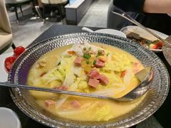 -辣尚瘾·烤鱼·新川菜(牡丹园直营店)