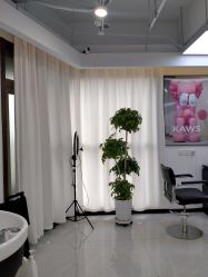 -V7 HAIR SALON