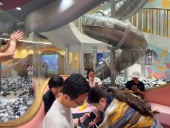 -奈尔宝·国风主题儿童乐园·亲子餐厅(豫园商城店)