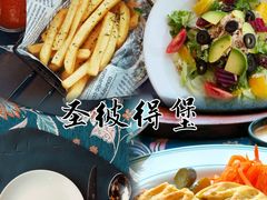 -圣彼得堡观江俄餐厅(中央大街黑金冠店)