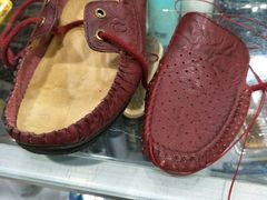 -莱靓奢侈品洗护改衣店(新世界百货崇文店)