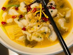 -荷塘秋月·本帮江浙菜(国权路店)