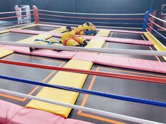 -嘿哟动霸CHUA·新潮玩运动娱乐中心·蹦床滑冰团建乐园