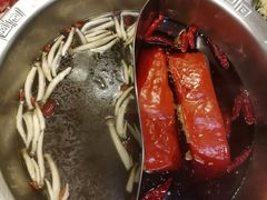 -憨铁匠老火锅(龙岗万科里店)