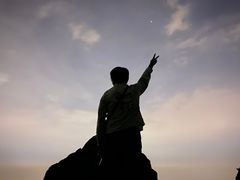 -鬼笑石后山停车场