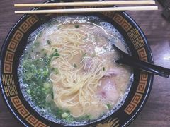 -一兰拉面(新宿中央东口店)