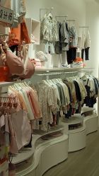 -英氏YeeHoO(颐堤港店)