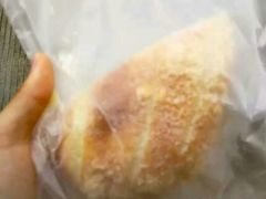 奶酪包-华荣西饼屋(金禧店)