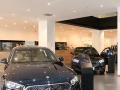 -浙江星杭奔驰4S店(海创园店)