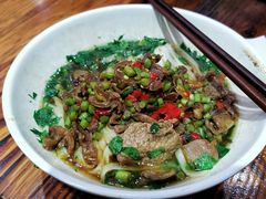 酸辣鸡杂粉-肆姐面粉馆(坡子街店)