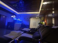 -鸿鹄足浴店(东门店)