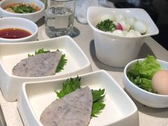 -海底捞火锅鲜切牛肉主题店(长寿路店)