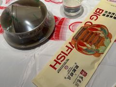 -肥肥虾庄·金牌油焖大虾(汉街SKP店)