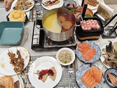 -金马门国际美食百汇(珞喻路店)