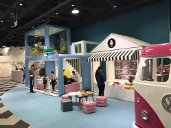-MINI MARS KIDS CLUB亲子家庭中心(长宁天山店)
