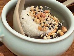 -野山舂·贵州现舂酸汤火锅(鸿通城店)