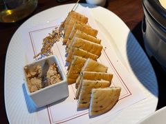 榛子鹅肝酱配葱油饼-乔村二十八道(天目山路店)