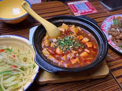 -山城欢现炒食堂(上海城店)