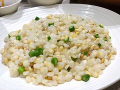 -品悦酒店(三林古镇店)