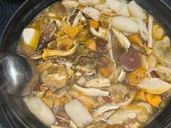 -一朵菌·野生菌探索家火锅(南亚店)