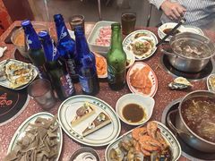 -四囍码头海鲜烧烤自助火锅(外滩南京东路悦荟广场店)