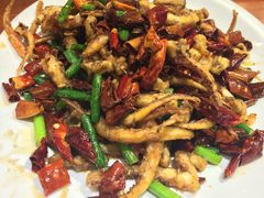 -赶海部落海鲜城(海阳路店)