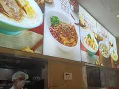 -小杨生煎(金山百联购物中心3楼店)