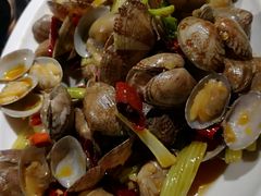 -休记光头香辣蟹干锅店(衣冠庙店)