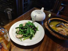 -缘来聚·徽菜名店(黄山宏村店)