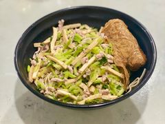 芹菜香干肉丝-老地方面馆(思南路店)