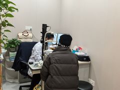 -上海大学附属上海和平眼科医院