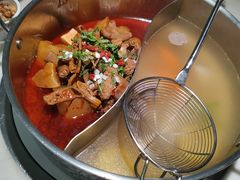 -左庭右院鲜牛肉火锅(浦江欢乐颂店)