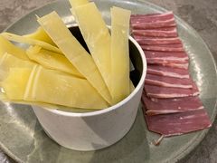 鲜乳扇诺邓低温火腿-半山腰·云南菜(侨福芳草地店)