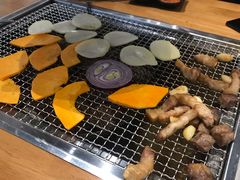 -肉甲韩国木炭烤肉(新壹街1店)