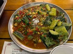-后街佬·炭火鲜鱼杂(南城店)