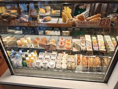 -星巴克臻选(莘庄仲盛店)