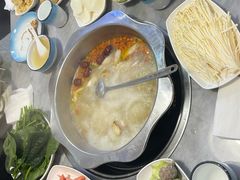 -光头药膳鸡(莱茵小镇店)