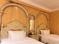 -南洋冠盛酒店(广州天河公园地铁站店)